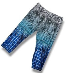 Pink Lotus Printed Capri Leggings Blue Ombre Palm Leaf Pattern Activewear Wms L